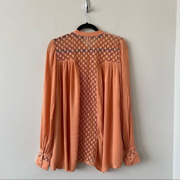 FREE People-The Perfect Lace Back Button Down Peach (Size:Small) - Picture 7 of 12